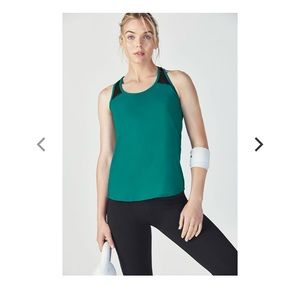Brand new Fabletics Amna Tunic Tank in size Small